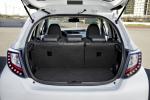 Toyota Yaris Hybrid 2012 года